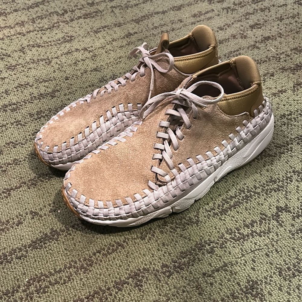 Nike Mit Stitch Shoes